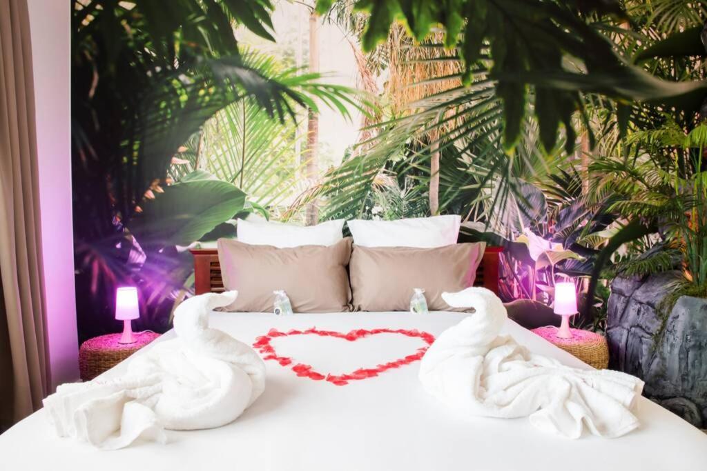 Secret Suite "Jungle" - Jacuzzi Privatif - Gare Rer C - Proche Paris Bretigny-sur-Orge Ngoại thất bức ảnh