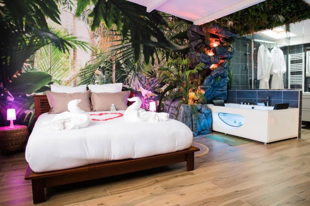Secret Suite "Jungle" - Jacuzzi Privatif - Gare Rer C - Proche Paris Bretigny-sur-Orge Ngoại thất bức ảnh