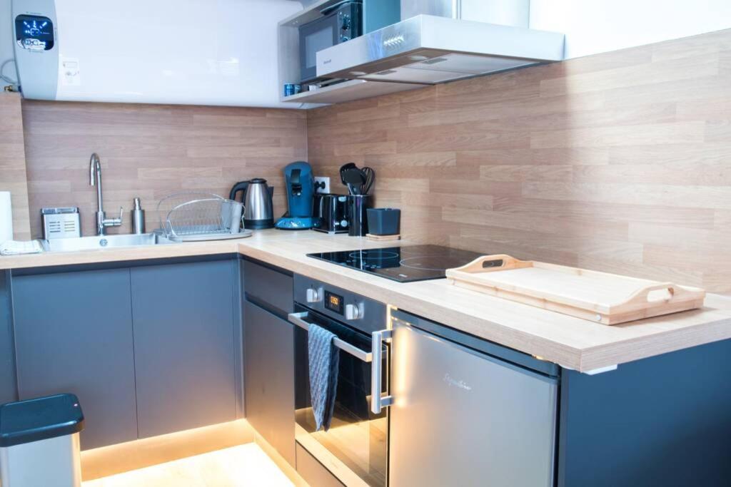 Secret Suite "Jungle" - Jacuzzi Privatif - Gare Rer C - Proche Paris Bretigny-sur-Orge Ngoại thất bức ảnh